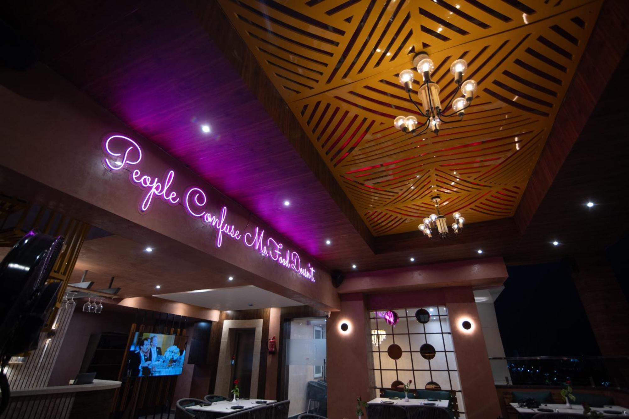 Hotel Emerald Inn Бопал Екстериор снимка